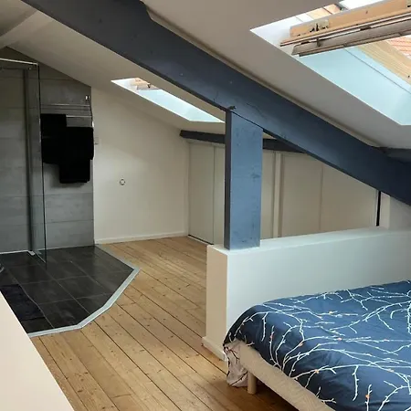 Maison De Bourg A 350m Des Plages Du Debarquement. *