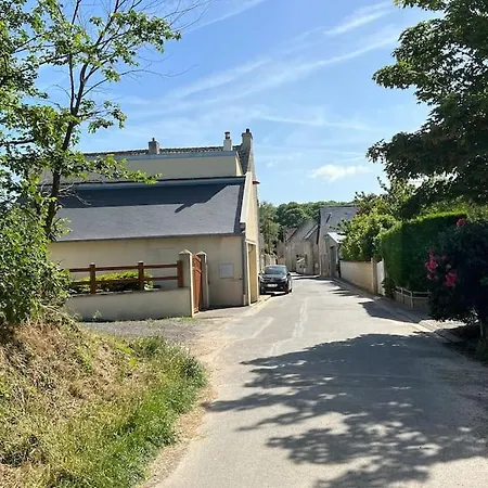 Maison De Bourg A 350m Des Plages Du Debarquement. Holiday home Lion-sur-Mer
